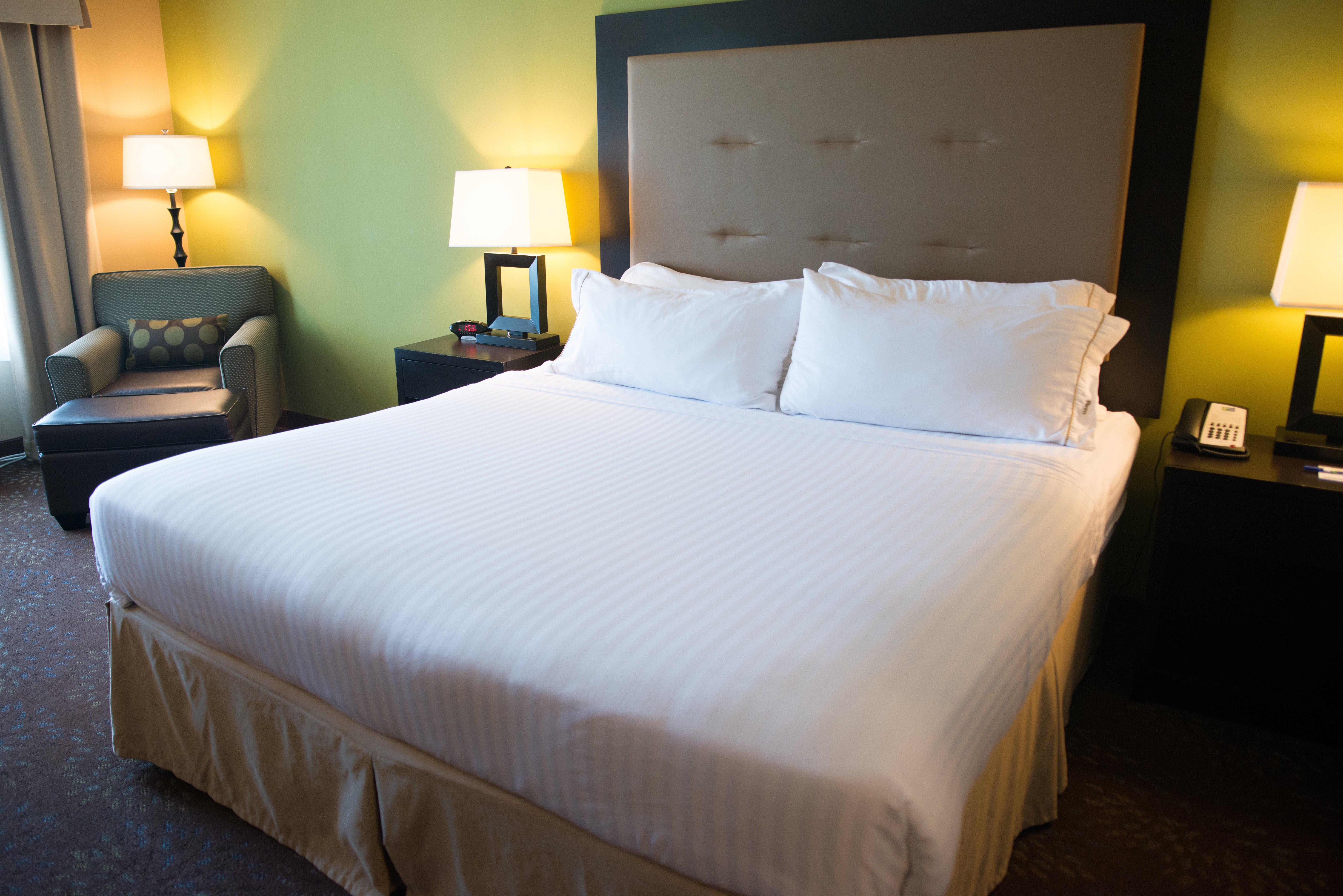 Holiday Inn Express & Suites Northwood, An Ihg Hotel Екстер'єр фото